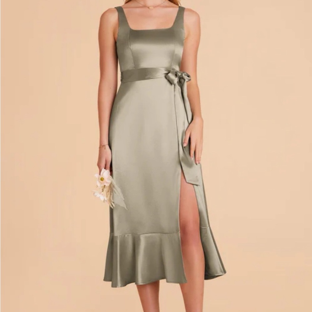 Eugenia Shiny Satin Convertible Midi Dress - Moss Green